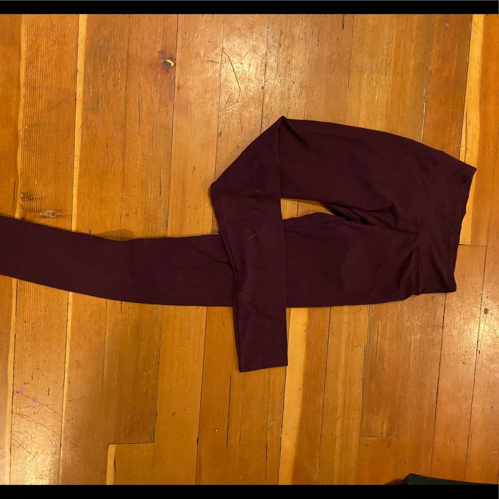 Aerie maroon leggings